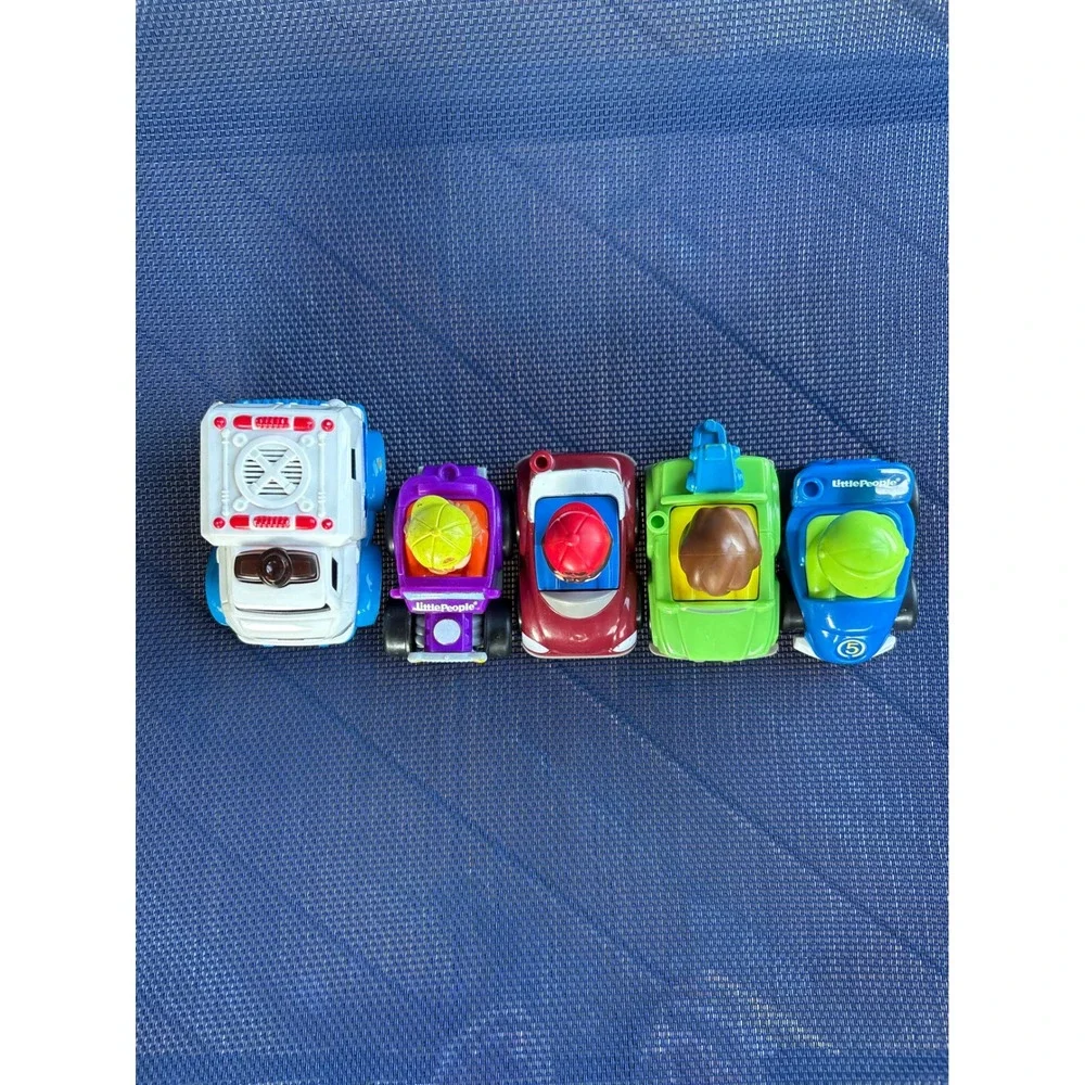 Fisher Price Little People Wheelies Vehicle Lot of 5 Ambulance Race Car Truck